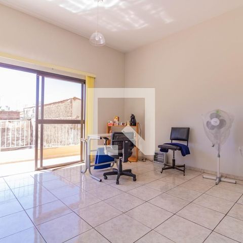 Casa à venda com 220m², 3 quartos e 3 vagasSala 4