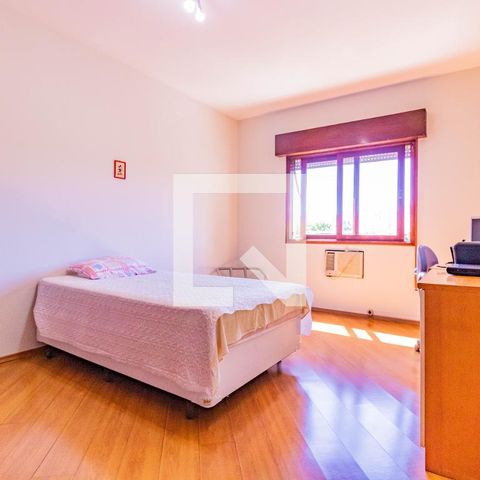 Casa à venda com 220m², 3 quartos e 3 vagasSuite 2