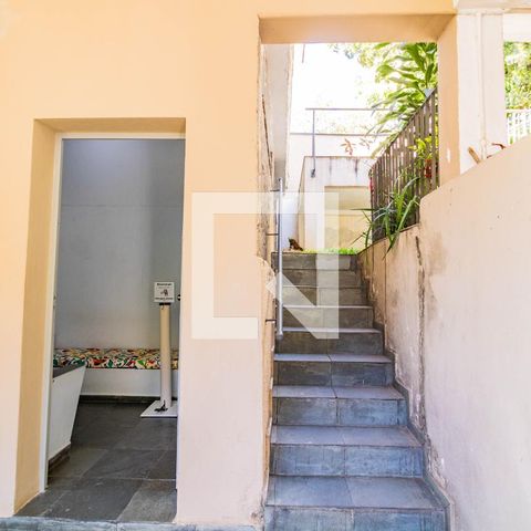 Casa à venda com 220m², 3 quartos e 3 vagasÁrea Externa