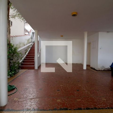 Casa para alugar com 500m², 5 quartos e 1 vagaÁrea 