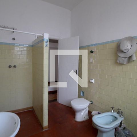 Casa para alugar com 500m², 5 quartos e 1 vagaBanheiro