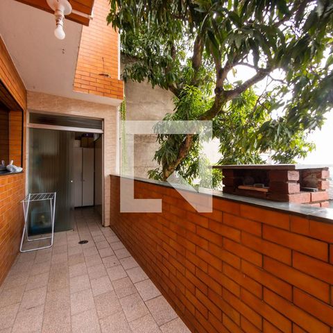 Casa para alugar com 150m², 3 quartos e 4 vagas Casa para alugar com 150m², 3 quartos e 4 vagasÁrea comum