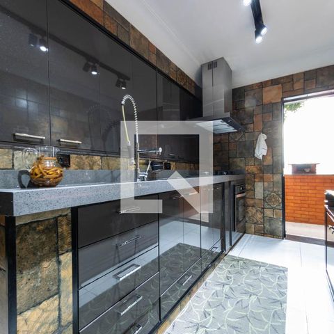 Casa para alugar com 150m², 3 quartos e 4 vagas Casa para alugar com 150m², 3 quartos e 4 vagasCozinha