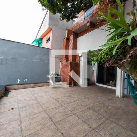 Casa para alugar com 150m², 3 quartos e 4 vagas Casa para alugar com 150m², 3 quartos e 4 vagasÁrea comum