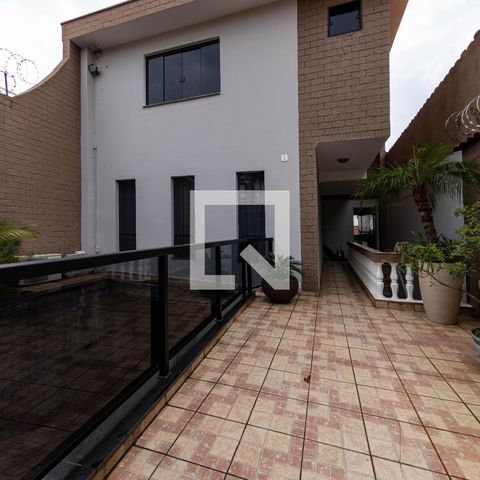 Casa para alugar com 150m², 3 quartos e 4 vagas Casa para alugar com 150m², 3 quartos e 4 vagasÁrea comum