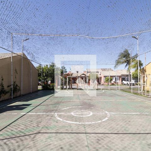 Casa de condomínio à venda com 80m², 3 quartos e 2 vagas Casa de condomínio à venda com 80m², 3 quartos e 2 vagasQuadra Esportiva