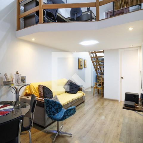 Casa de condomínio à venda com 80m², 3 quartos e 2 vagas Casa de condomínio à venda com 80m², 3 quartos e 2 vagasSala
