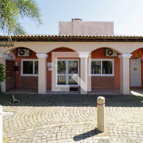 Casa de condomínio à venda com 80m², 3 quartos e 2 vagas Casa de condomínio à venda com 80m², 3 quartos e 2 vagasÁrea comum - Salão de festas