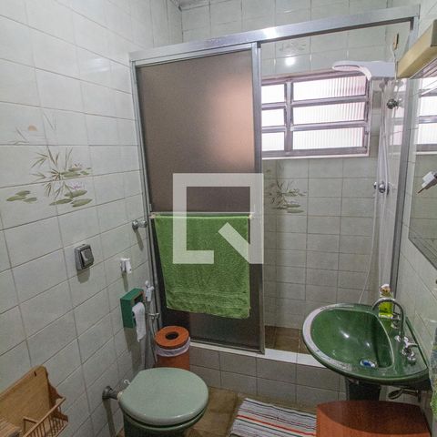 Casa para alugar com 213m², 3 quartos e 2 vagasBanheiro 1