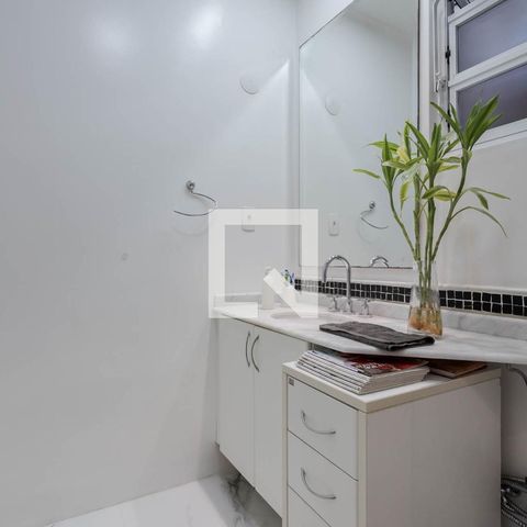 Apartamento à venda com 192m², 2 quartos e sem vaga Apartamento à venda com 192m², 2 quartos e sem vagaBanheiro 1