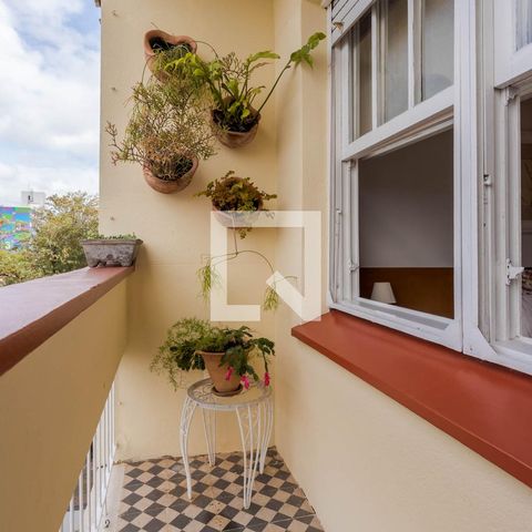 Apartamento à venda com 192m², 2 quartos e sem vaga Apartamento à venda com 192m², 2 quartos e sem vagaVaranda