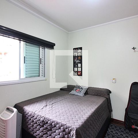 Casa à venda com 212m², 3 quartos e 4 vagasSuíte 3