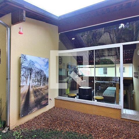 Casa à venda com 212m², 3 quartos e 4 vagasJardim