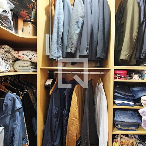 Casa à venda com 212m², 3 quartos e 4 vagasCloset da Suíte 1
