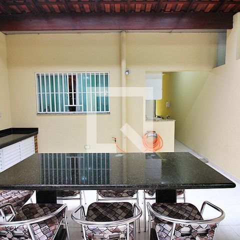 Casa à venda com 212m², 3 quartos e 4 vagasChurrasqueira