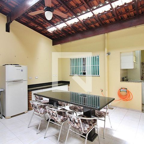 Casa à venda com 212m², 3 quartos e 4 vagasChurrasqueira