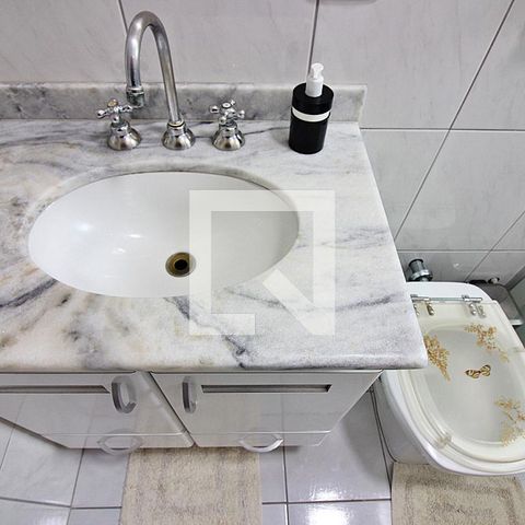 Casa à venda com 212m², 3 quartos e 4 vagasBanheiro da Suíte 3