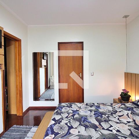 Casa à venda com 212m², 3 quartos e 4 vagasSuíte 1