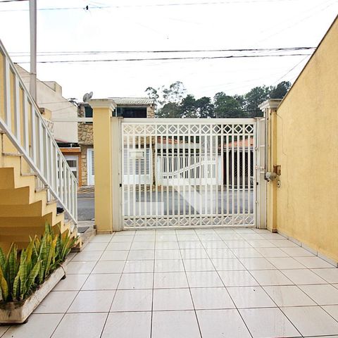 Casa à venda com 212m², 3 quartos e 4 vagasGaragem
