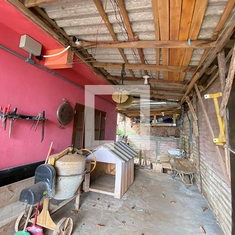 Casa à venda com 80m², 2 quartos e 1 vagaGaragem