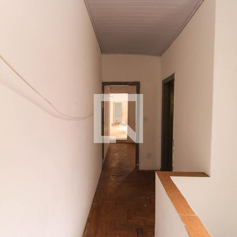 Casa à venda com 200m², 3 quartos e sem vagaCorredor