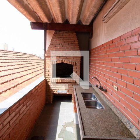 Casa à venda com 400m², 3 quartos e 8 vagas Casa à venda com 400m², 3 quartos e 8 vagasChurrasqueira