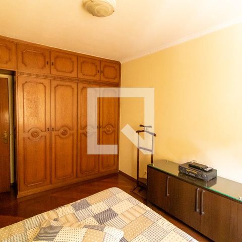 Casa à venda com 400m², 3 quartos e 8 vagas Casa à venda com 400m², 3 quartos e 8 vagasQuarto 2