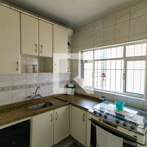 Casa à venda com 400m², 3 quartos e 8 vagas Casa à venda com 400m², 3 quartos e 8 vagasCozinha