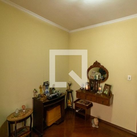 Casa à venda com 400m², 3 quartos e 8 vagas Casa à venda com 400m², 3 quartos e 8 vagasQuarto
