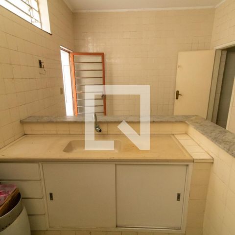 Casa à venda com 400m², 3 quartos e 8 vagas Casa à venda com 400m², 3 quartos e 8 vagasCozinha 2