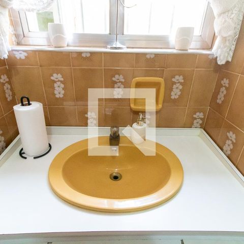 Casa à venda com 400m², 3 quartos e 8 vagas Casa à venda com 400m², 3 quartos e 8 vagasLavabo