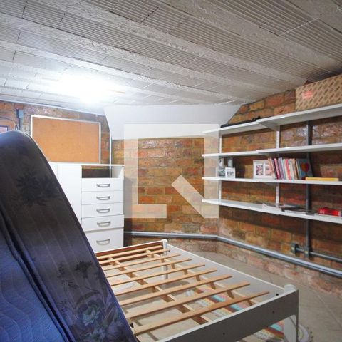 Casa à venda com 220m², 4 quartos e 4 vagassótão 