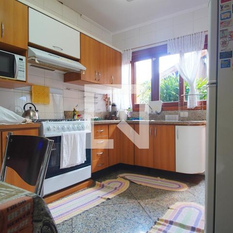 Casa à venda com 220m², 4 quartos e 4 vagasCozinha