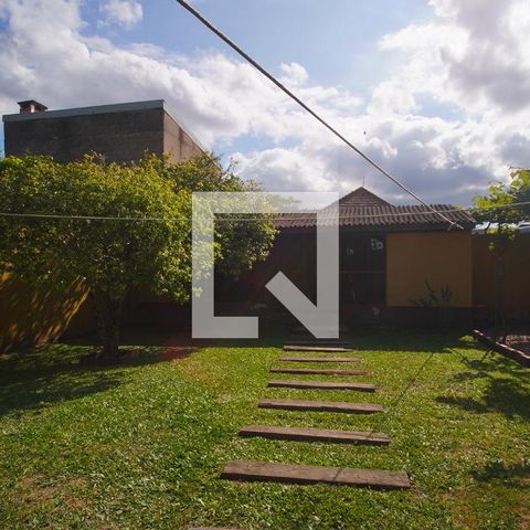 Casa à venda com 220m², 4 quartos e 4 vagasPátio
