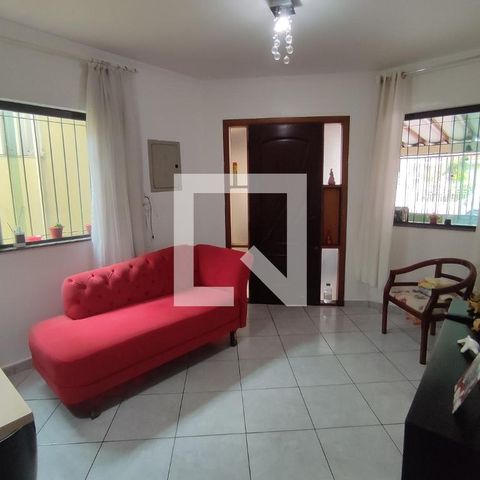 Casa à venda com 125m², 3 quartos e 2 vagas Casa à venda com 125m², 3 quartos e 2 vagassala
