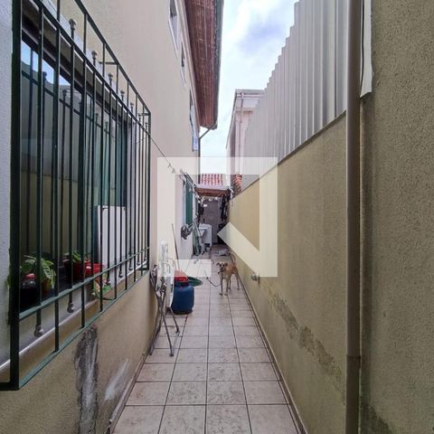 Casa à venda com 125m², 3 quartos e 2 vagas Casa à venda com 125m², 3 quartos e 2 vagasCorredor externo