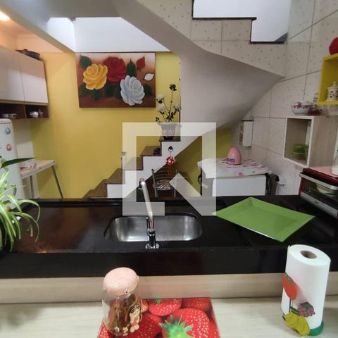 Casa à venda com 125m², 3 quartos e 2 vagas Casa à venda com 125m², 3 quartos e 2 vagasCozinha