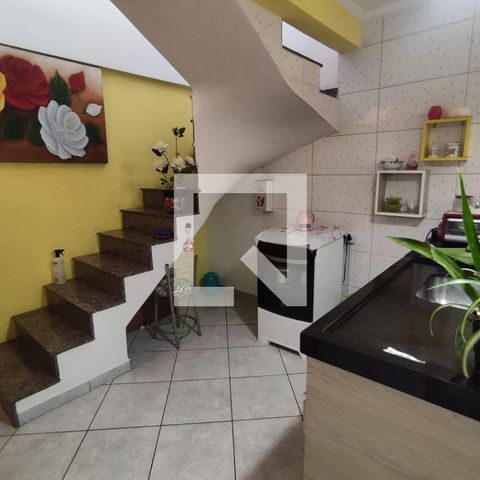 Casa à venda com 125m², 3 quartos e 2 vagas Casa à venda com 125m², 3 quartos e 2 vagasCozinha