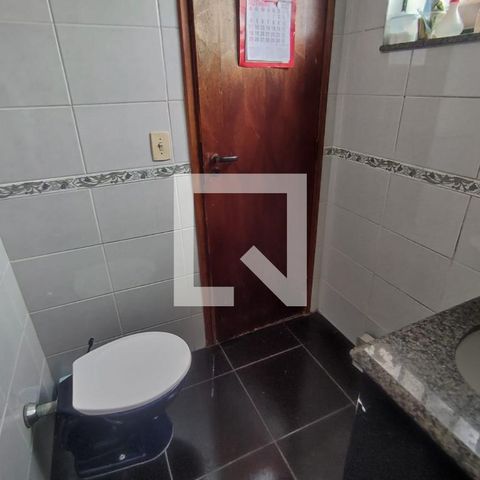 Casa à venda com 125m², 3 quartos e 2 vagas Casa à venda com 125m², 3 quartos e 2 vagasBanheiro da Suíte