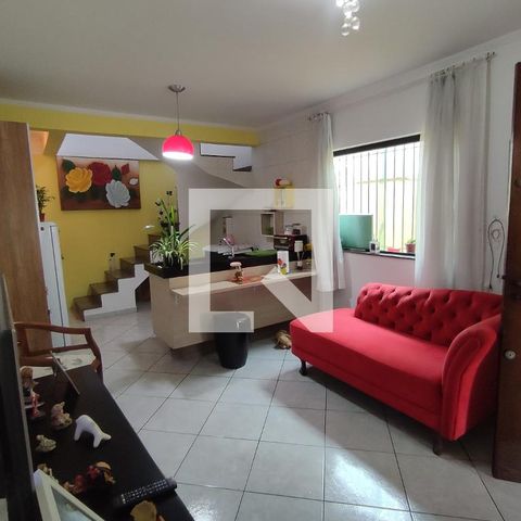 Casa à venda com 125m², 3 quartos e 2 vagas Casa à venda com 125m², 3 quartos e 2 vagassala