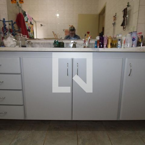 Casa à venda com 170m², 3 quartos e 1 vagaBanheiro Social