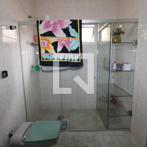 Casa à venda com 170m², 3 quartos e 1 vagaBanheiro Social