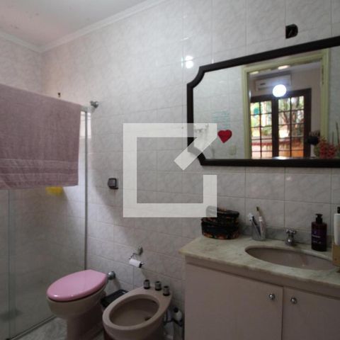 Casa à venda com 170m², 3 quartos e 1 vagaBanheiro da Suíte