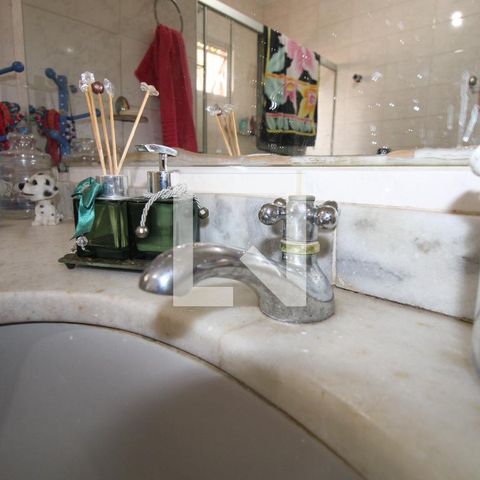 Casa à venda com 170m², 3 quartos e 1 vagaBanheiro Social