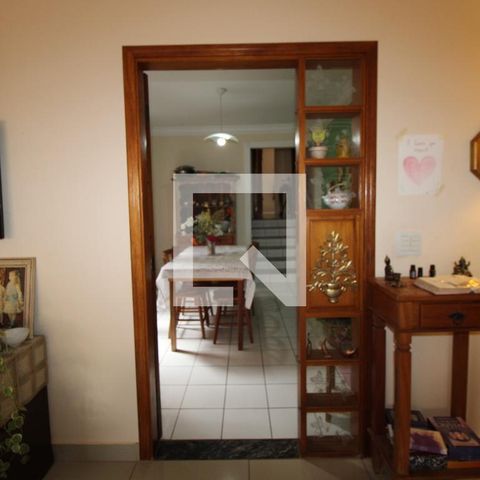 Casa à venda com 170m², 3 quartos e 1 vagaSala
