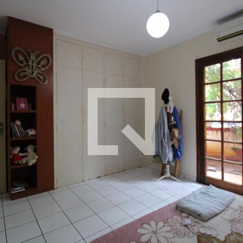 Casa à venda com 170m², 3 quartos e 1 vagaQuarto 3 (suíte)
