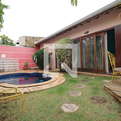 Casa à venda com 170m², 3 quartos e 1 vagaQuintal