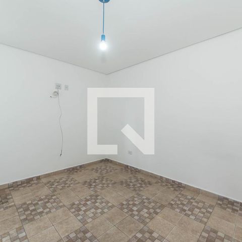 Casa à venda com 34m², 1 quarto e sem vagaQuarto