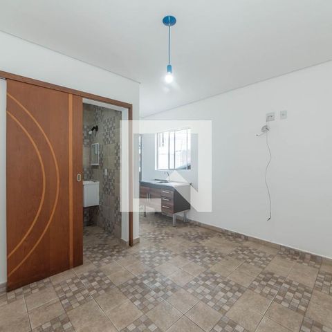 Casa à venda com 34m², 1 quarto e sem vagaQuarto