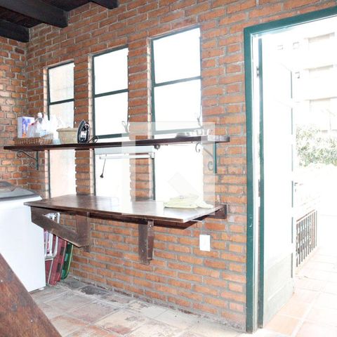 Casa para alugar com 385m², 4 quartos e 3 vagasÁrea de Serviço